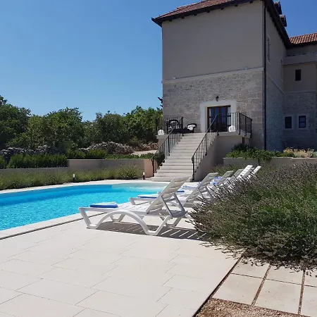 Luxury Marija - Rustic With Pool And Sauna Skradin