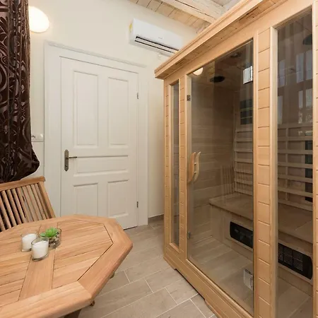 Luxury Marija - Rustic With Pool And Sauna Skradin