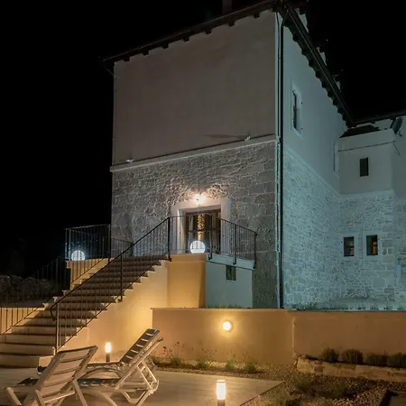 Luxury Marija - Rustic With Pool And Sauna Vila *