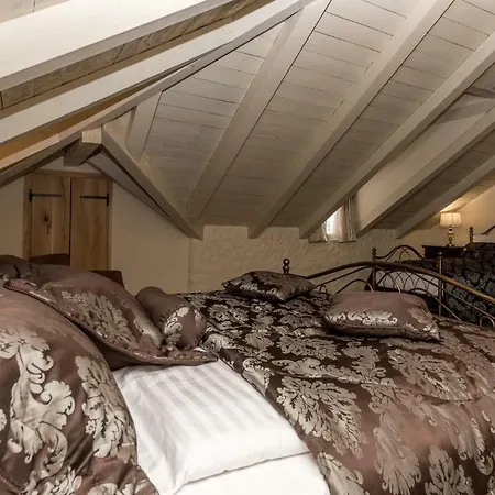 Vila Luxury Marija - Rustic With Pool And Sauna